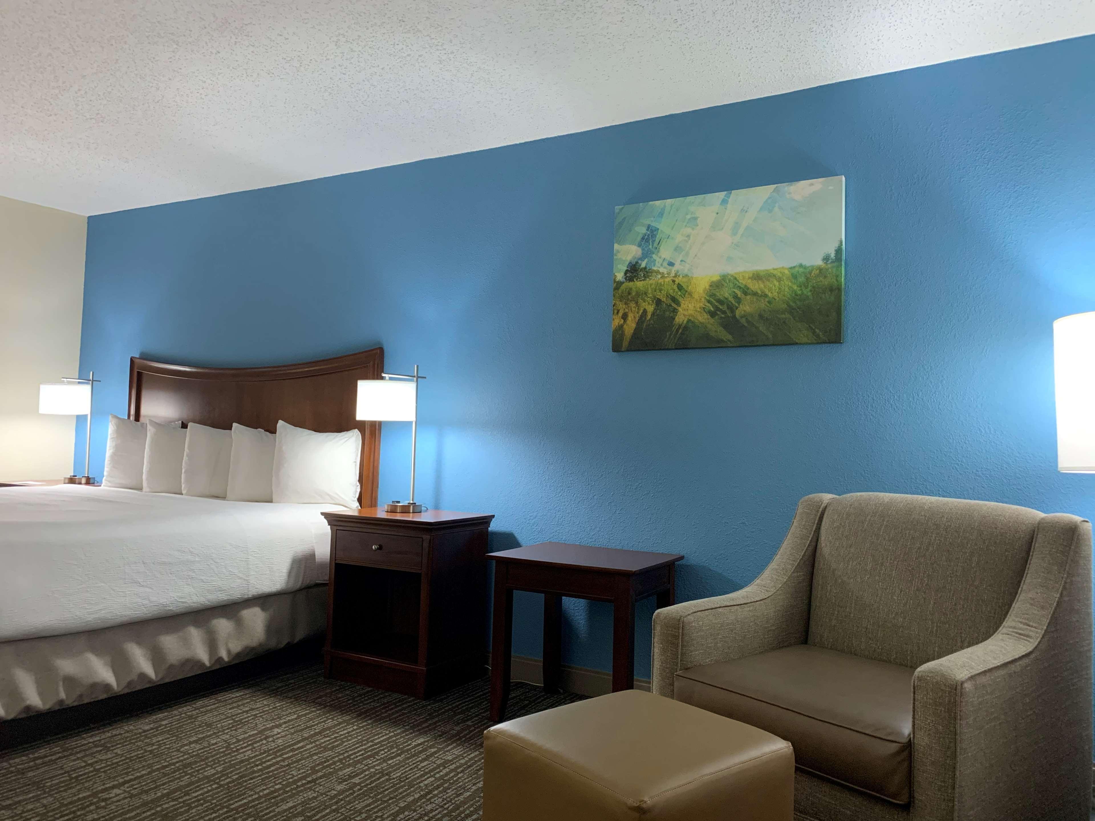 Best Western Inn & Suites Монро Экстерьер фото