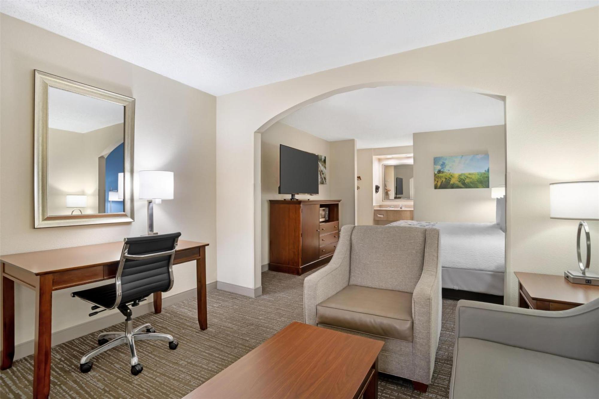 Best Western Inn & Suites Монро Экстерьер фото