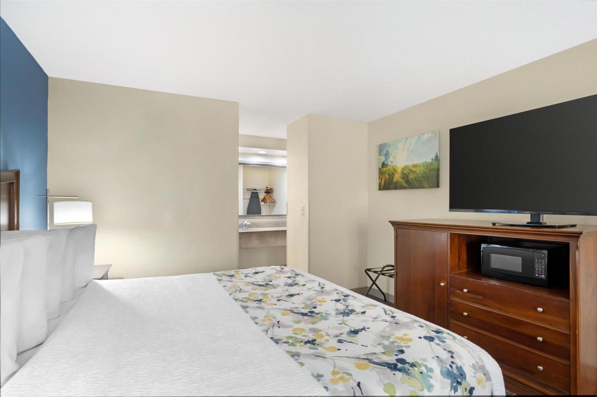 Best Western Inn & Suites Монро Экстерьер фото