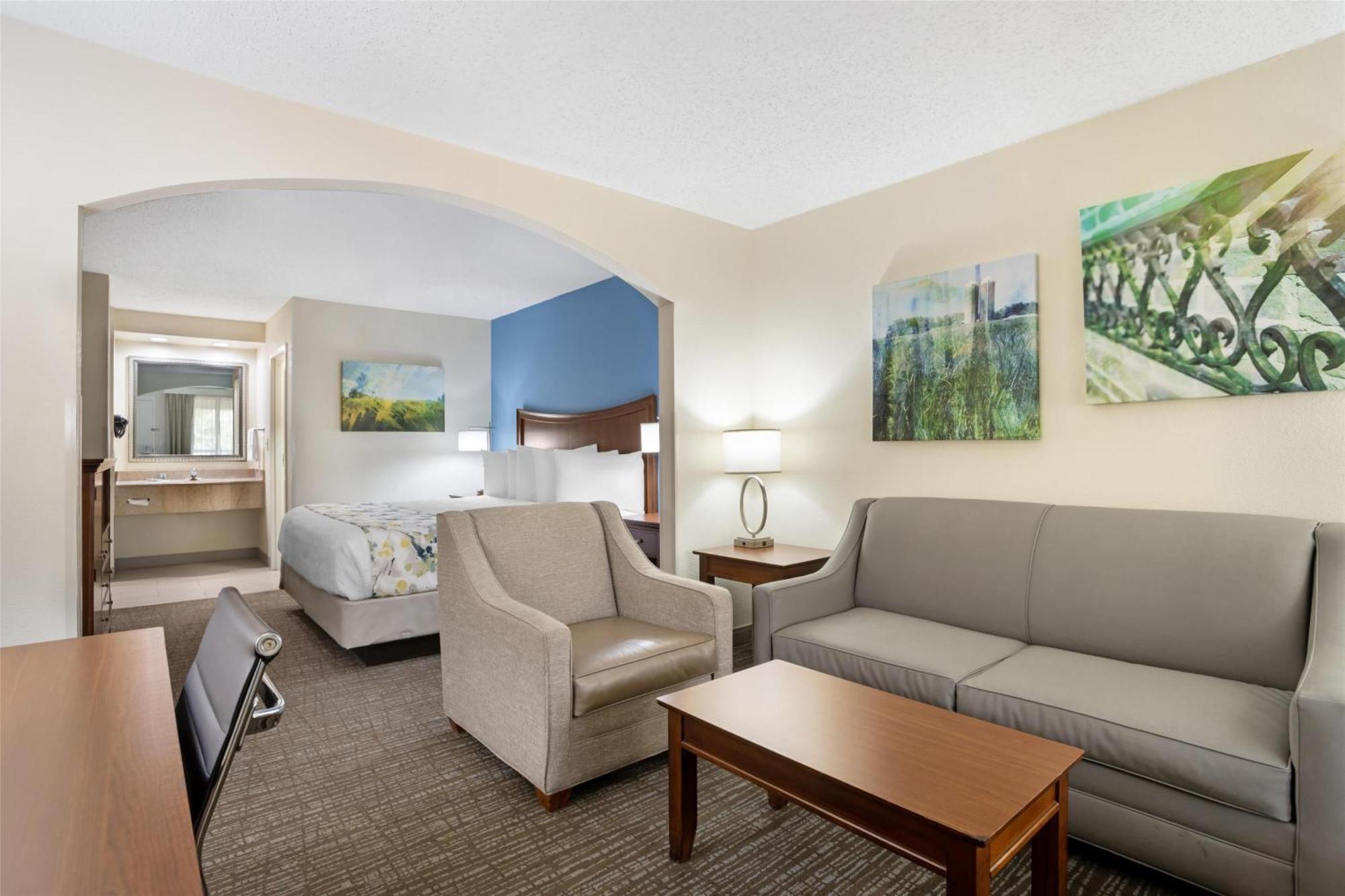 Best Western Inn & Suites Монро Экстерьер фото