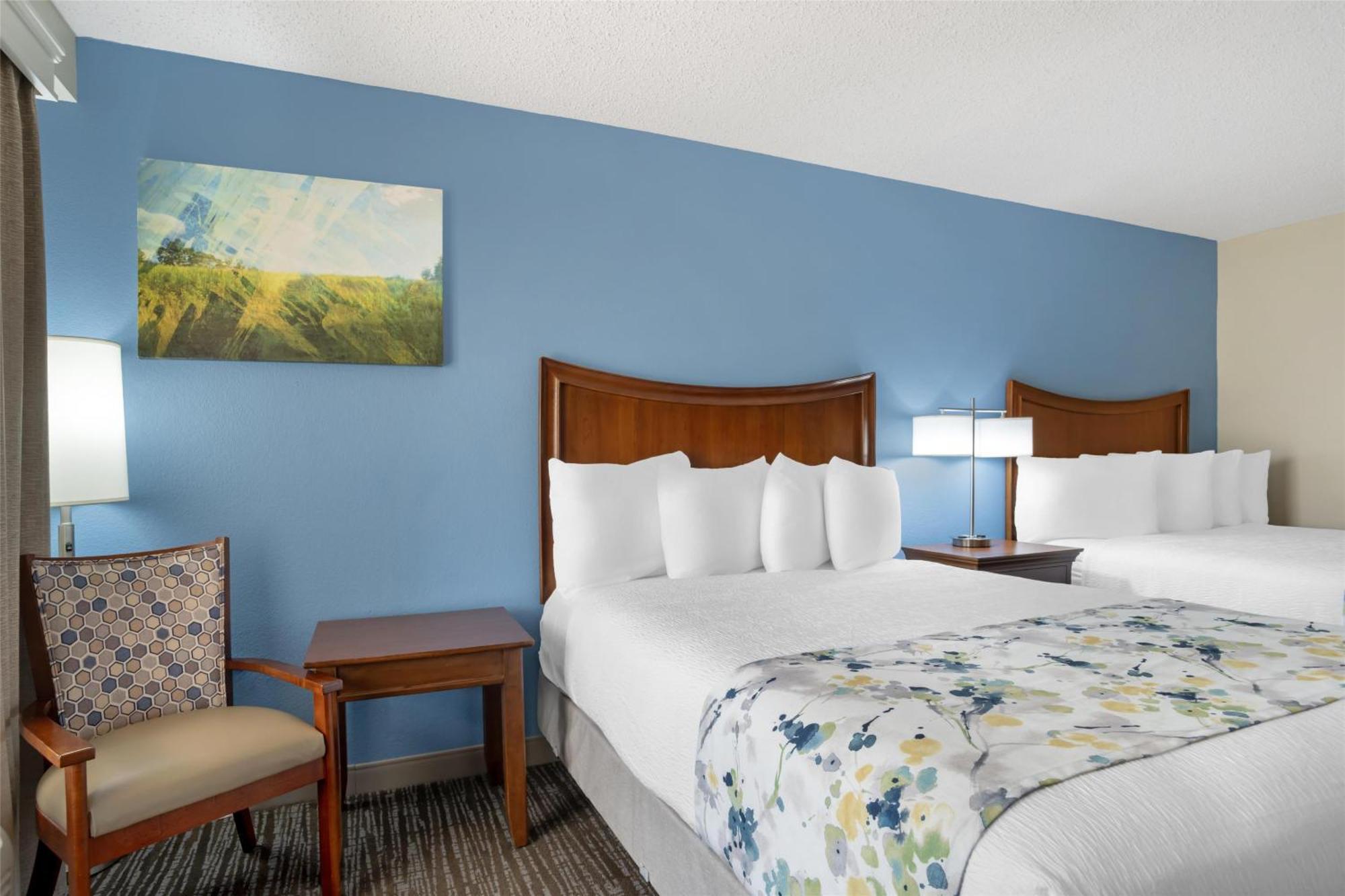 Best Western Inn & Suites Монро Экстерьер фото